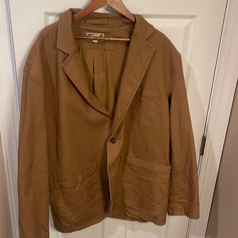 STEAL OF A FIND. Working man’s sports coat (3XL) Perfect for the big and tall!